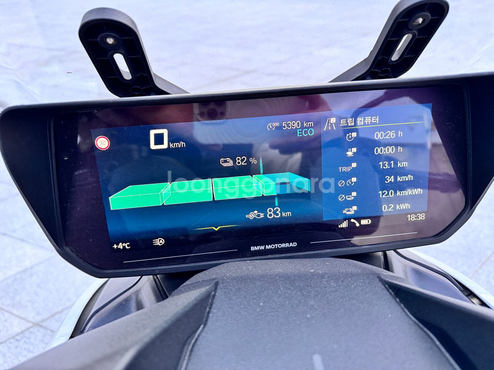 bmw ce04--8