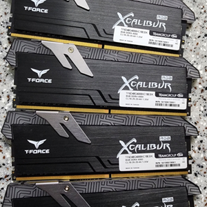 팀그룹 ddr4 4000 cl18 8G*4