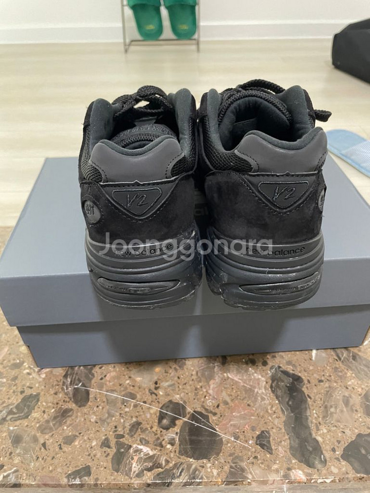 991v2 트리플블랙 260사이즈--2