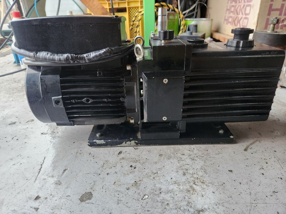 GLD-136C ULVAC 알박 진공펌프 162L/mi 이미지