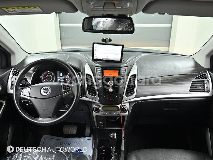 @15년식 뉴 코란도C 2.2 2WD RX 최고급형--6