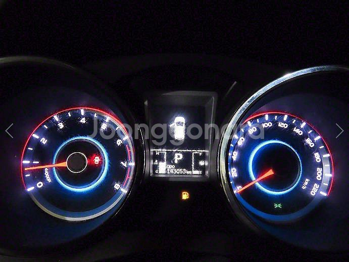 @16년식 티볼리 가솔린 4WD LX 고급형 전국최저--8