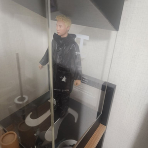 저스디스 피규어