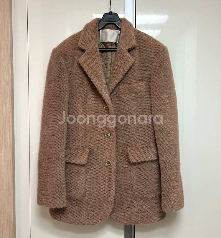 줄로그 뉴모엔 퀼팅 털자켓 누빔 숏코트 보송 퍼 금장--2