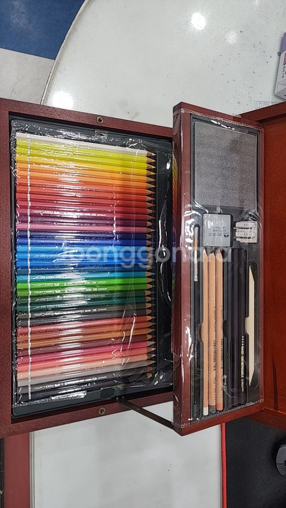파버카스텔 아트앤그래픽 36색세트 우드케이스--1