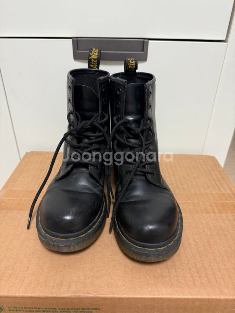 닥터마틴 부츠 aw004 UK4--1