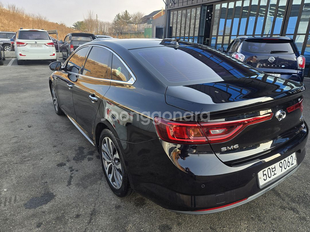 16년식 SM6 2.0 GDe LE 오토 휘발유 차량--3