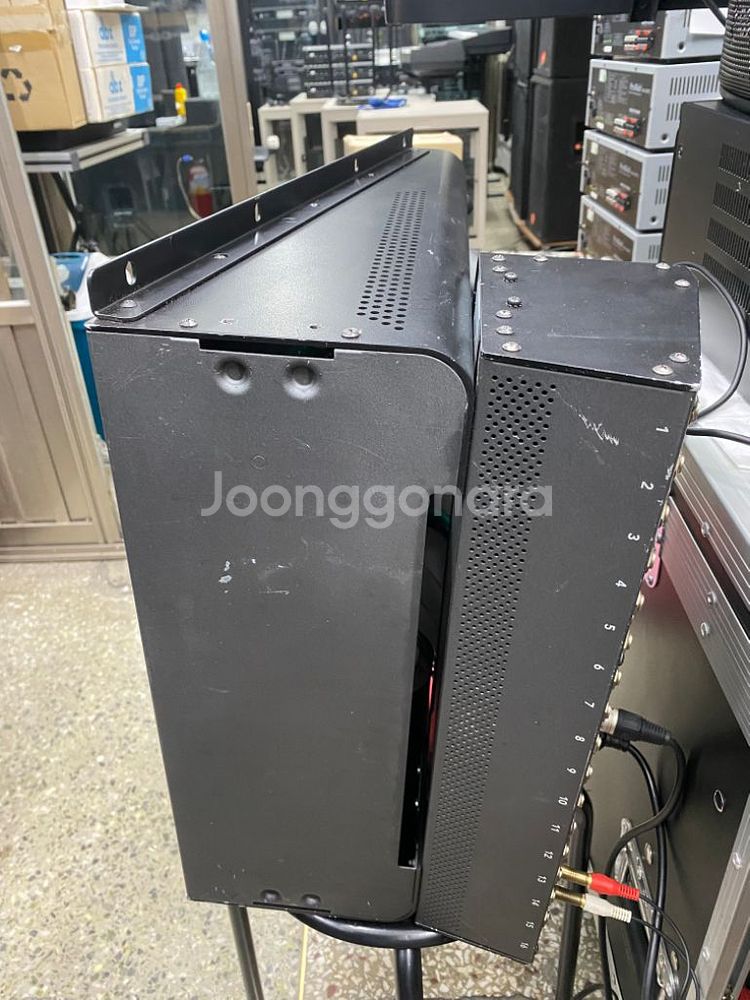 MACKIE ONYX1640 믹서콘솔--5