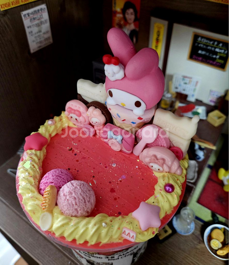 산리오 마이멜로디 데코덴 핸드폰 스탠드 및 소품 트레이--3
