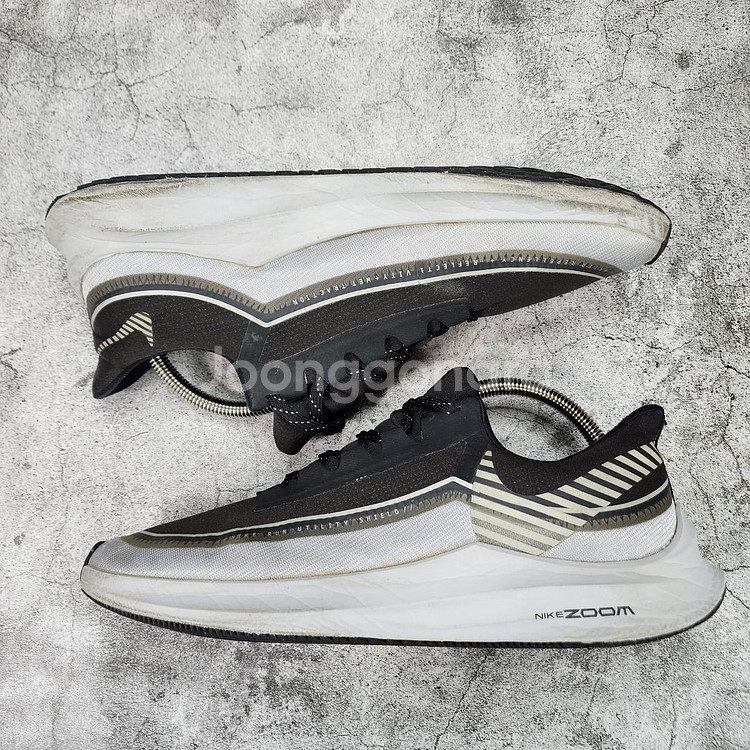 더블식스(정품)나이키 줌원플로6 쉴드 리플렉트실버280--2