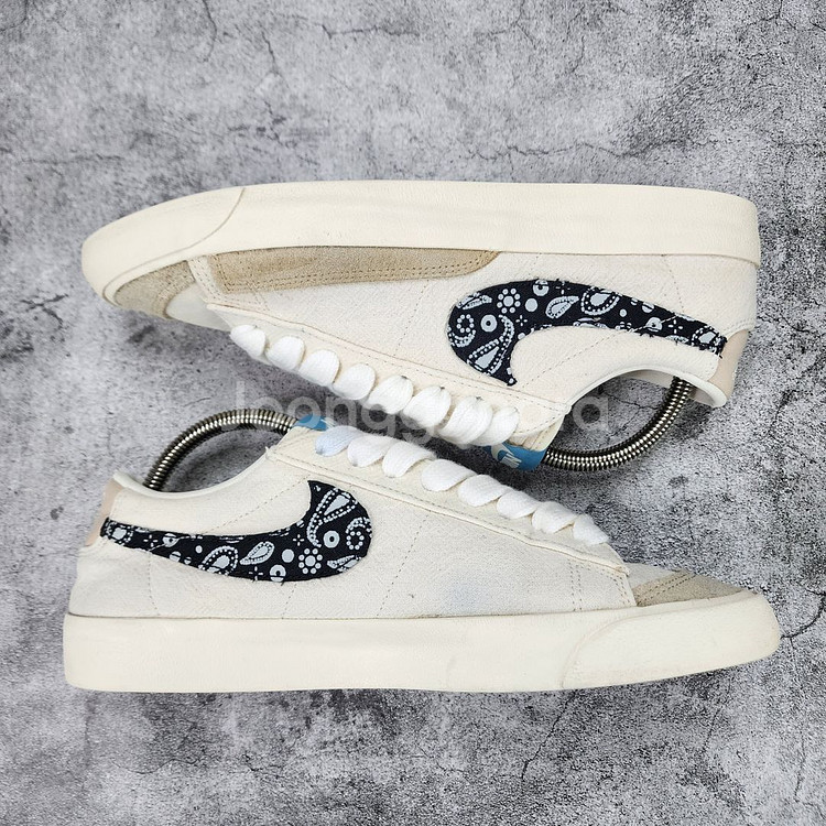 정품)나이키블레이저로우'77 빈티지 페이즐리스우시275--3