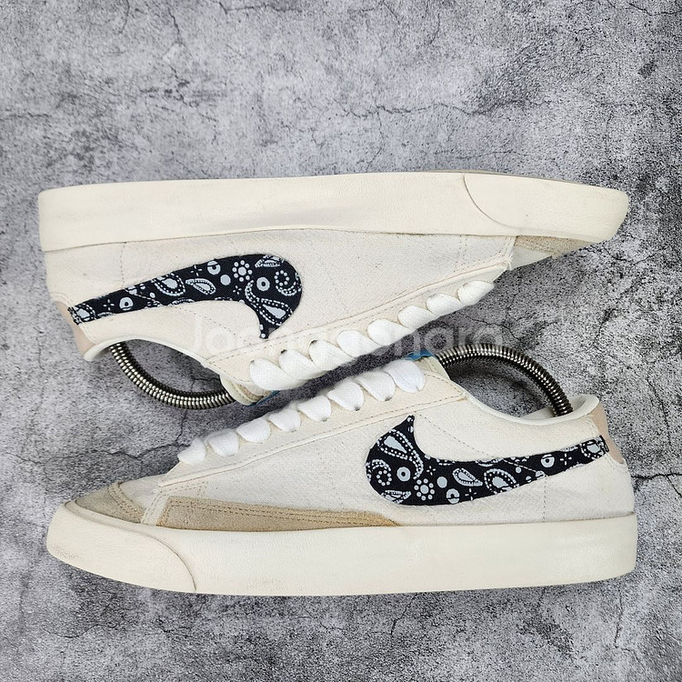 정품)나이키블레이저로우'77 빈티지 페이즐리스우시275--2