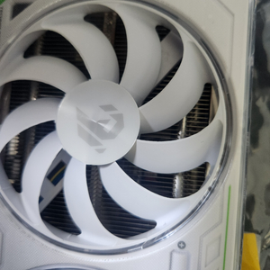 만리 4070ti super 화이트 미사용!