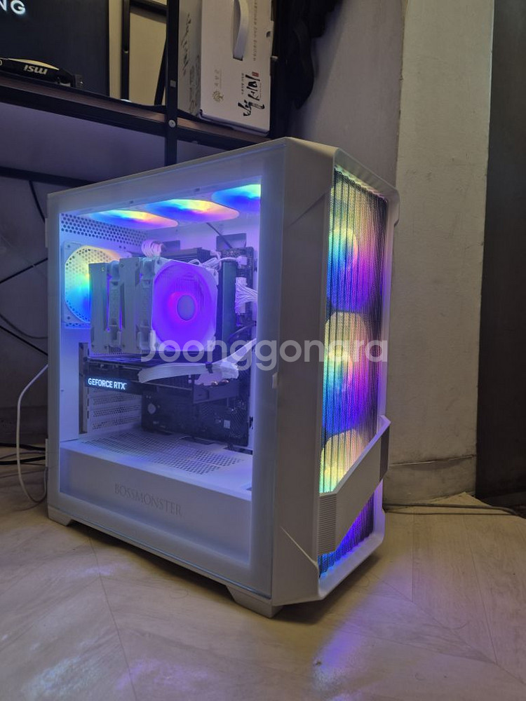 라이젠 7800x3d RTX4070 화이트 게이밍 본체--1