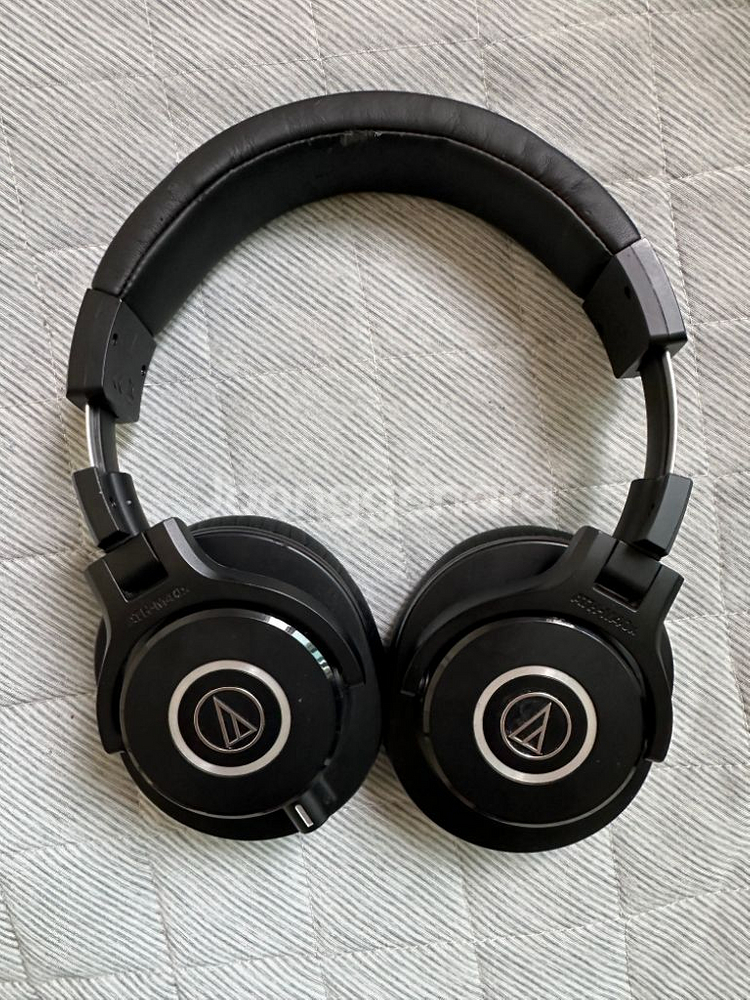 오디오테크니카 ATH-M40X 모니터링 헤드폰--1