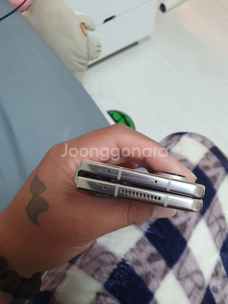 삼성 갤럭시Z폴드4 512GB 베이지 s급--5