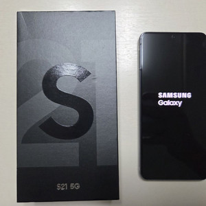 갤럭시 S21 256GB A급 팬텀 그레이 팝니다.