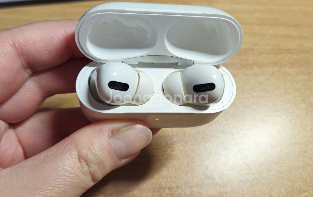 에어팟 프로 1 팝니다.--1