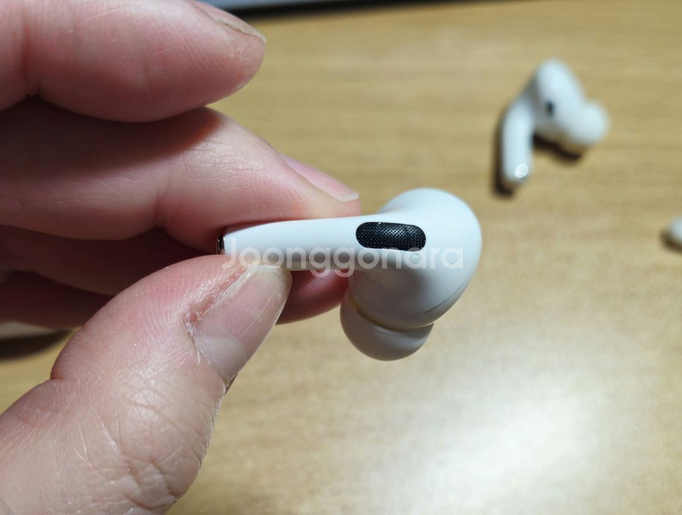 에어팟 프로 1 팝니다.--3