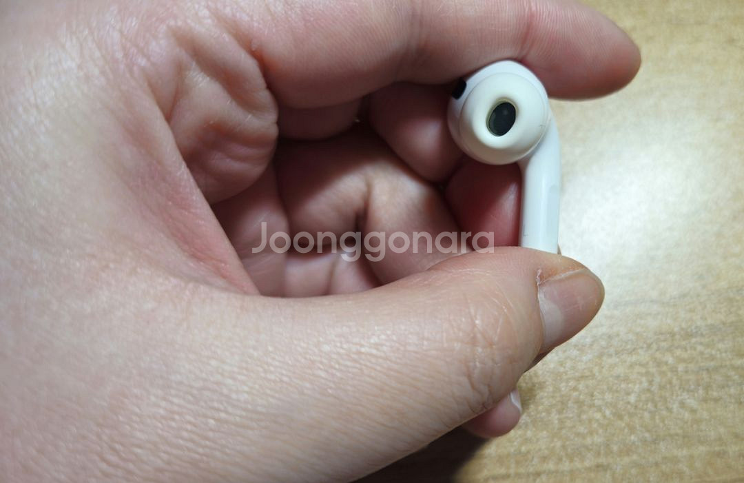 에어팟 프로 1 팝니다.--4