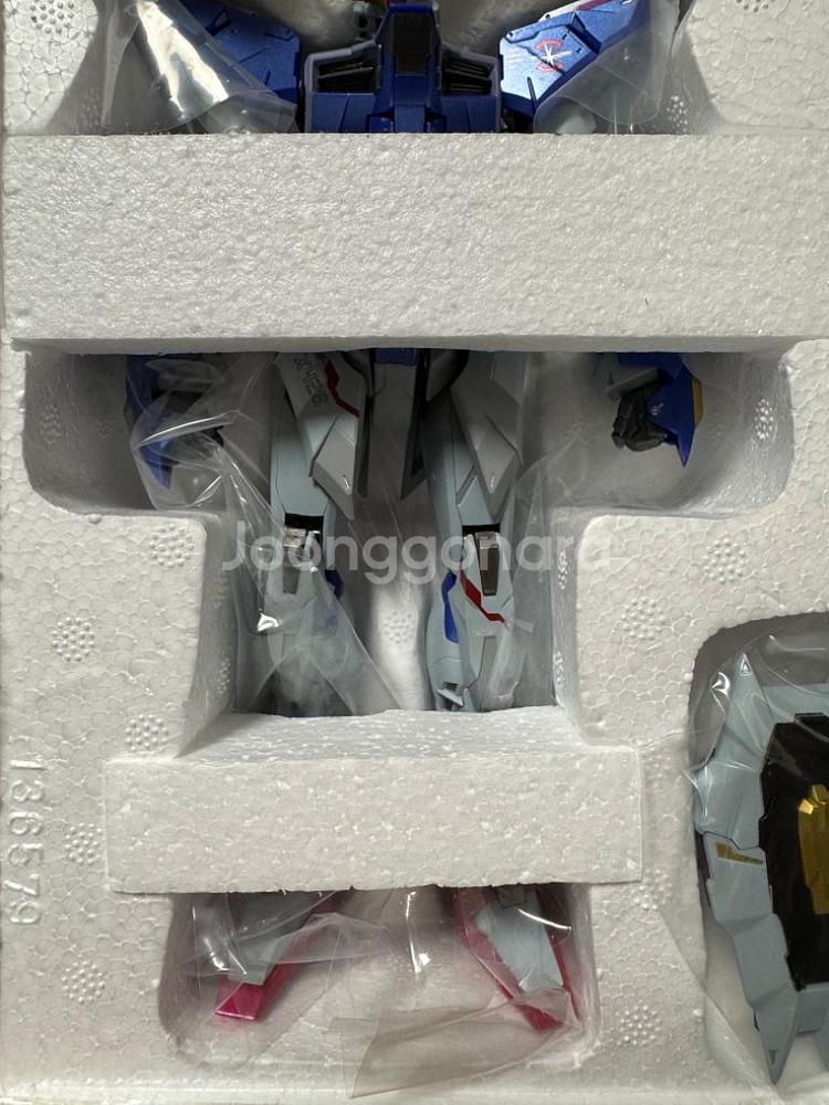 메탈빌드 데스티니 풀패키지 팝니다.--7
