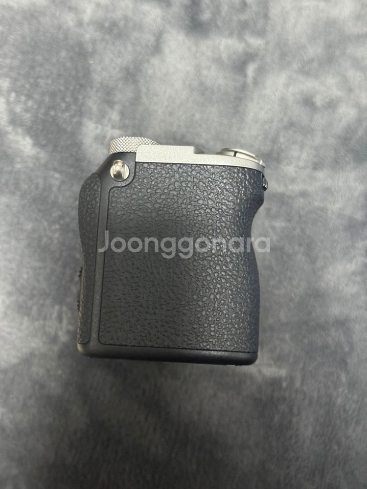소니 A7C2 실버 풀박스--4