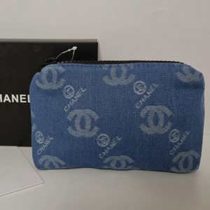 샤넬 로고 데님파우치