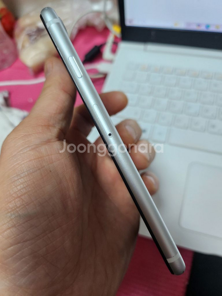 아이폰se2 128gb85%--6