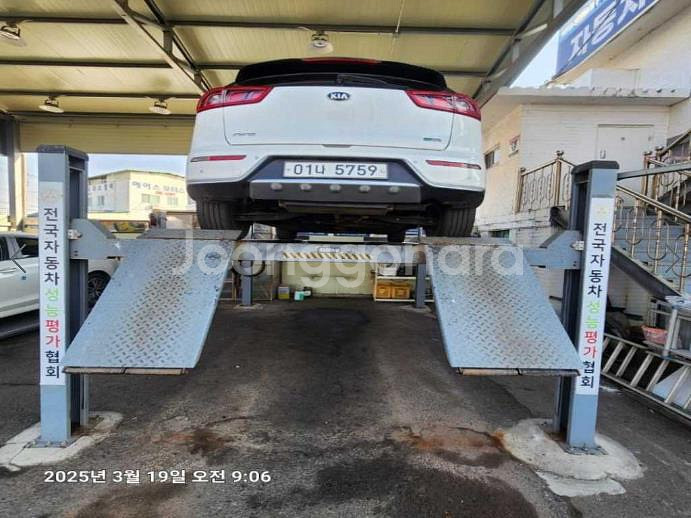 @17년식 니로 1.6 하이브리드 노블레스 전국최저가--1