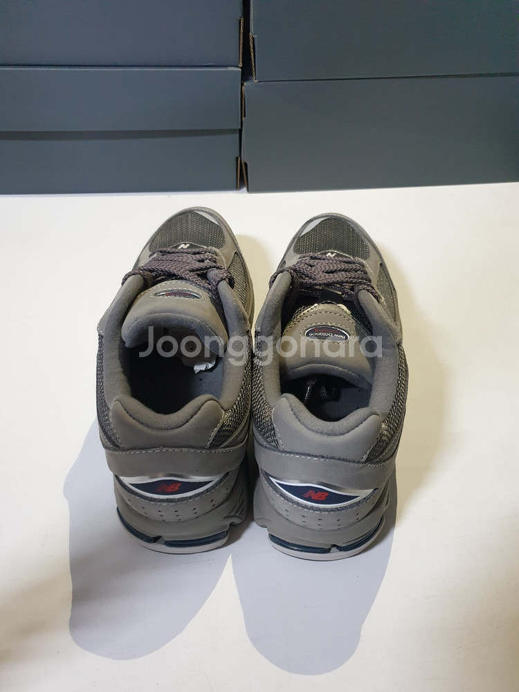 뉴발란스운동화 2002 그레이 ML2002RA 265--8