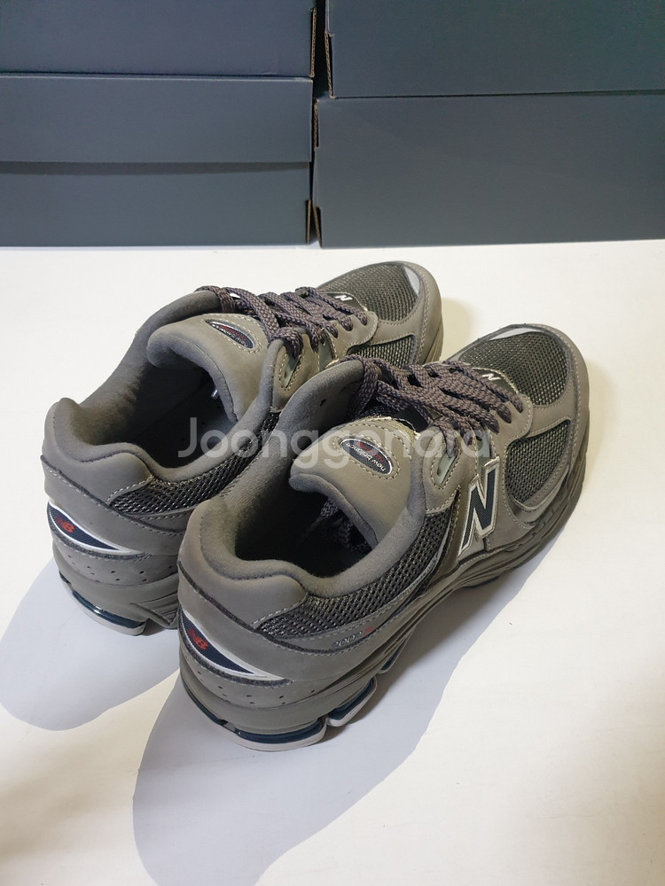 뉴발란스운동화 2002 그레이 ML2002RA 265--7
