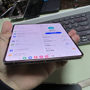 (4501)갤럭시z폴드4 256 자급제 s급