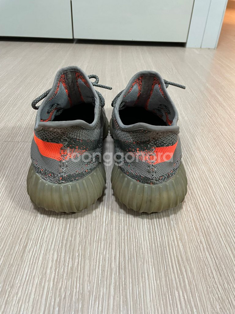 이지부스트350 v2 벨루가 260 초판 팝니다--3