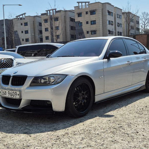 Bmw 320i 세단 M 스포츠 (e90)