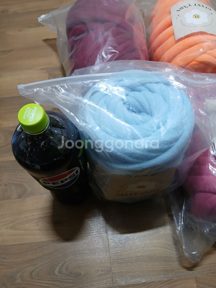 자이언트 얀 실, 손 뜨개실 개당 만원--3
