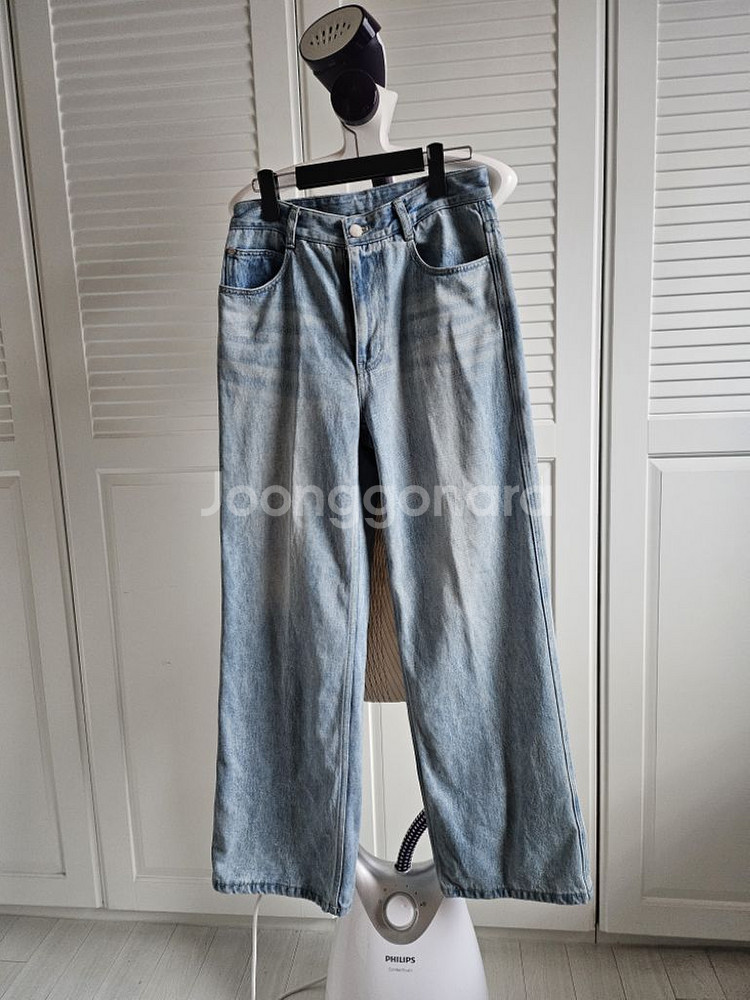 솔리드옴므 24ss 블루 코팅진 세미와이드--2