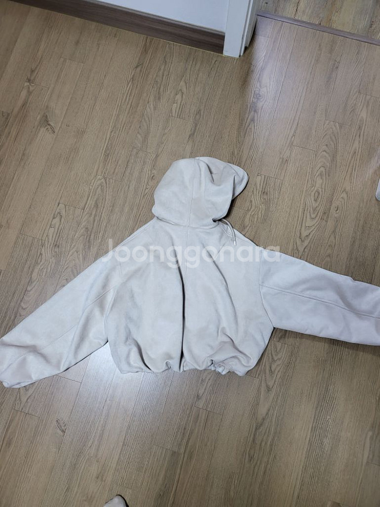 자라 스웨이드 크롭 점퍼--1