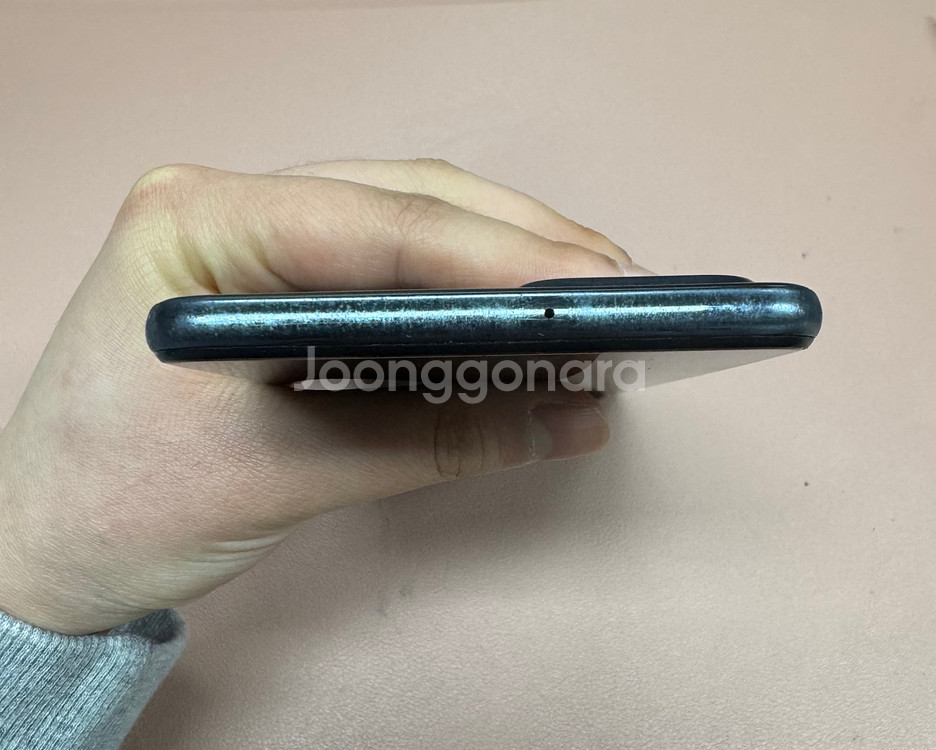 삼성 갤럭시 퀀텀3(M536) 128GB 블랙 AA급--4