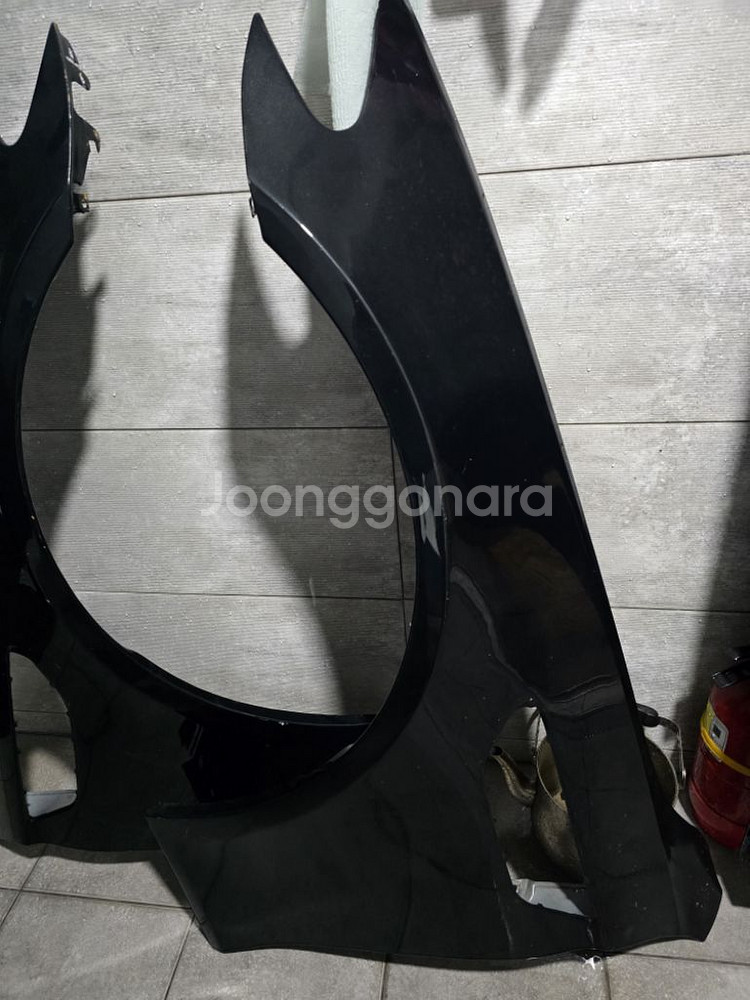 bmw f바디 m5 휀다 한대분 팝니다--1
