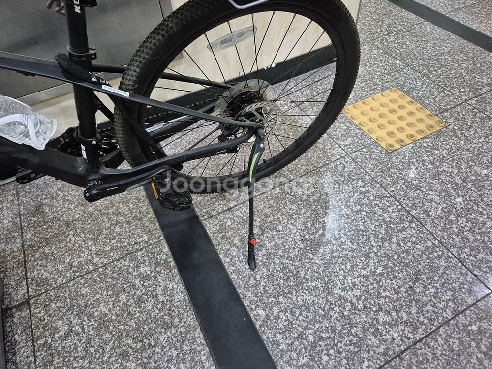 사바 토치 3.0 카본 mtb자전거 팝니다--2