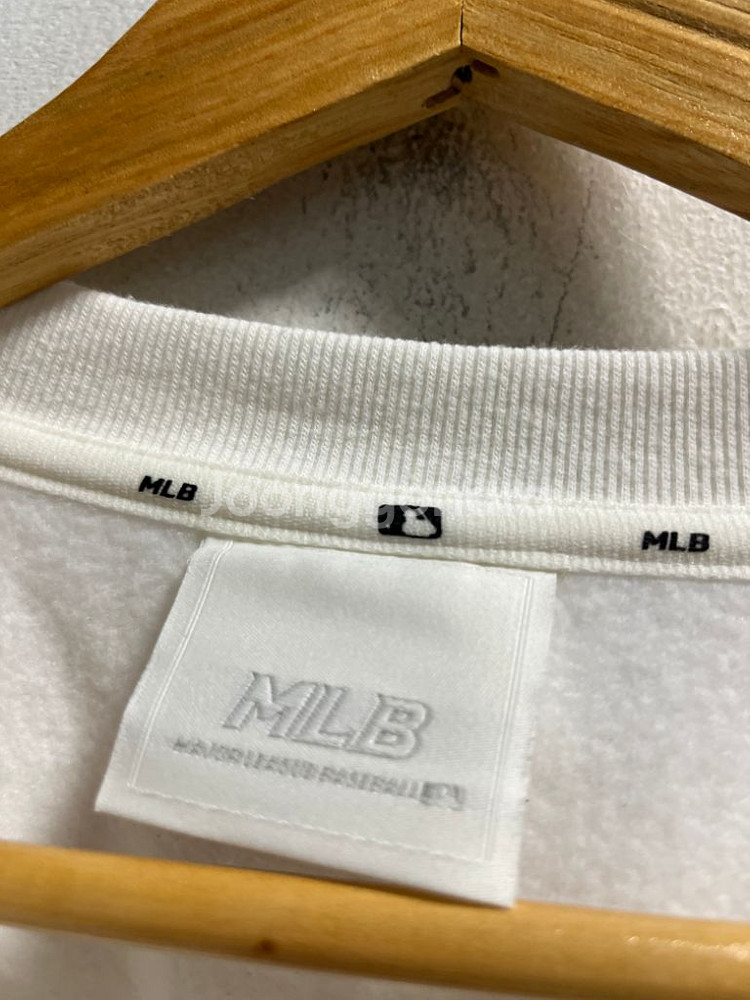 100-105 MLB NY양키스 루즈핏 맨투맨--3