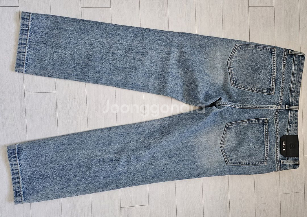 솔리드옴므 22fw 기본핏 청바지--1