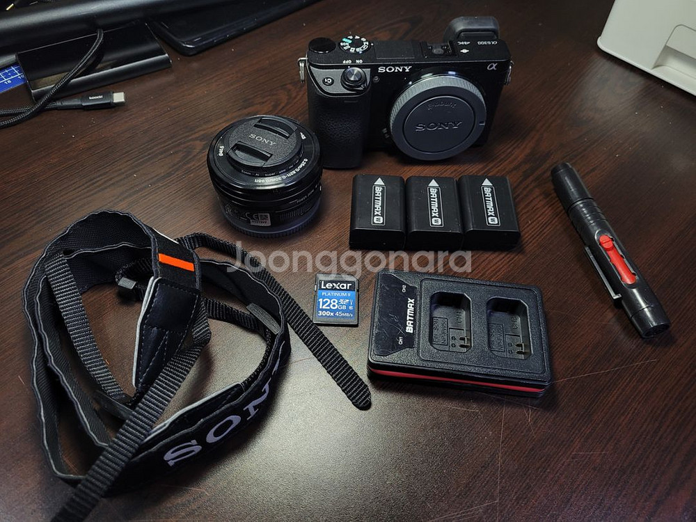 소니 SONY A6300 미러리스 카메라--1
