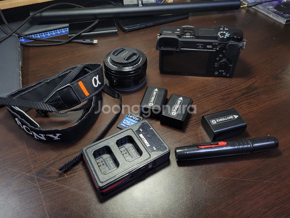 소니 SONY A6300 미러리스 카메라--3