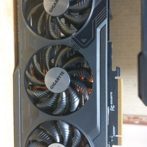 기가바이트 지포스 RTX 4070Ti SUPER