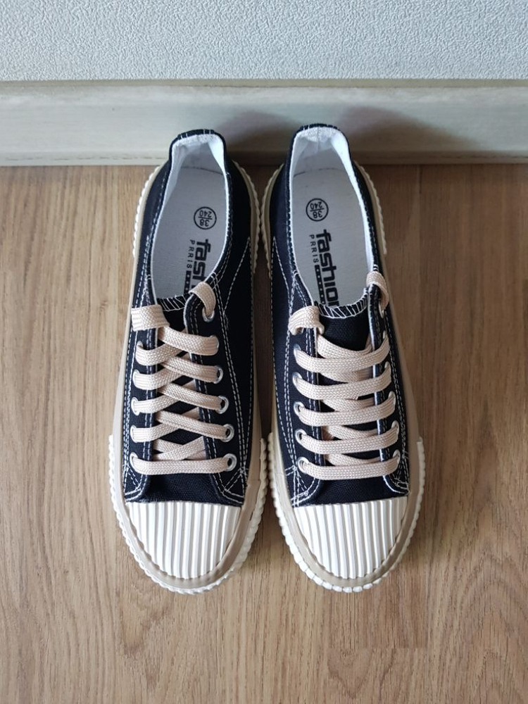 스니커즈 2종--1