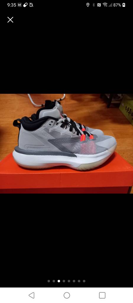 조던 자이언1PF 라이트 스모크 크레이 토탈 오렌지 이미지