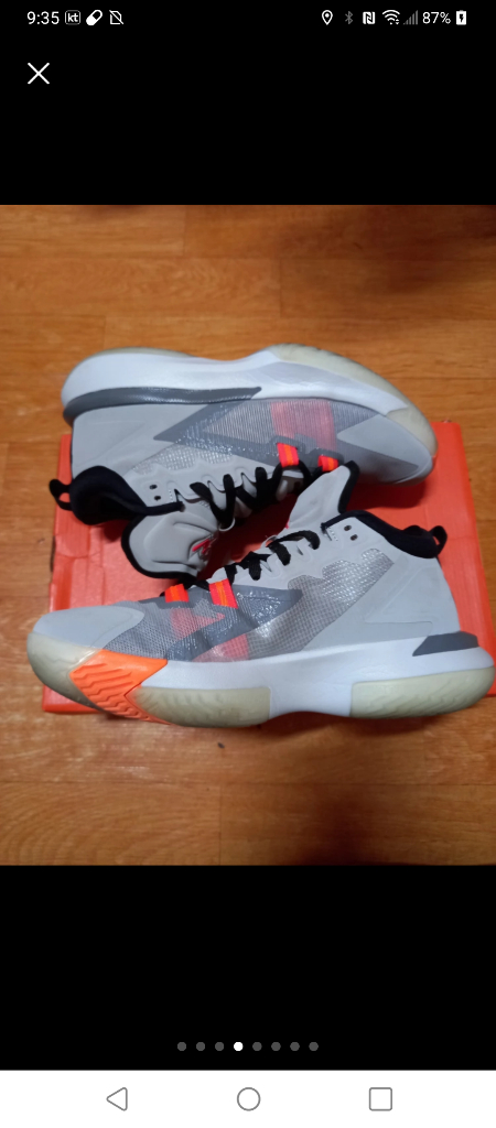 조던 자이언1PF 라이트 스모크 크레이 토탈 오렌지 이미지