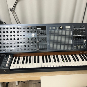 Arturia MatrixBrute 아투리아 아날로그