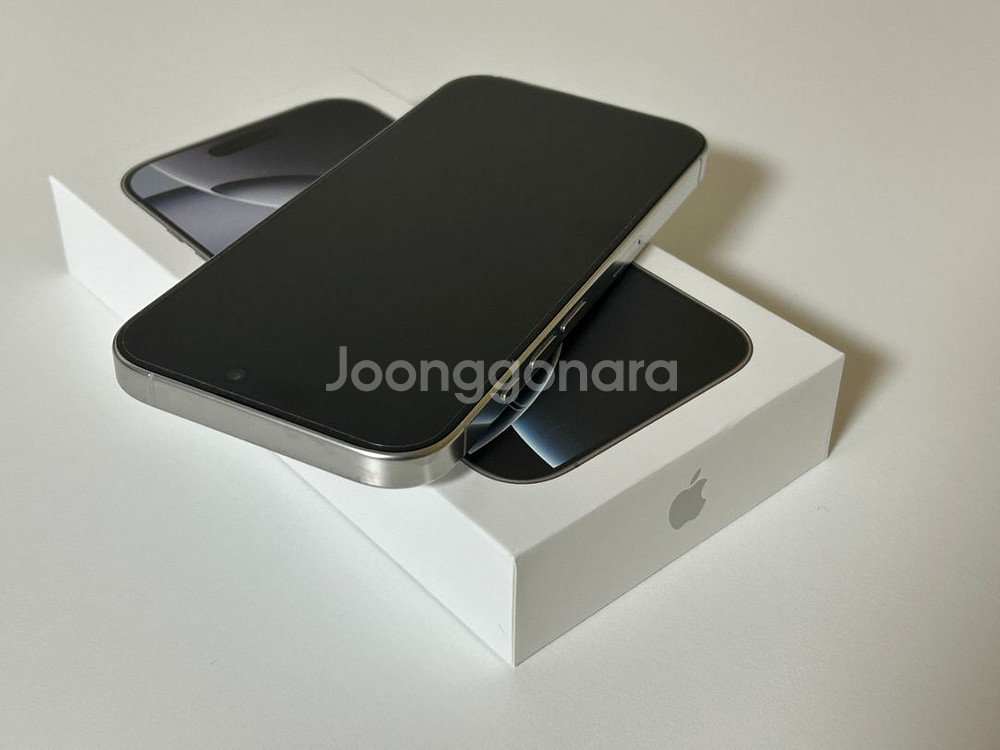 아이폰 16프로 256GB 데저트티타늄--3